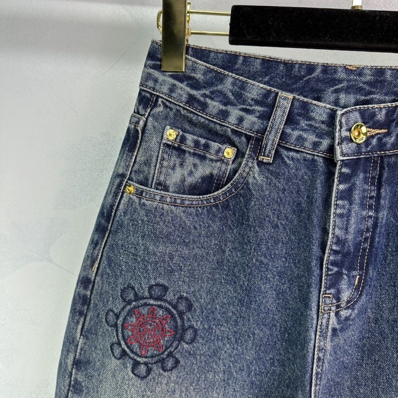 Chanel Jeans